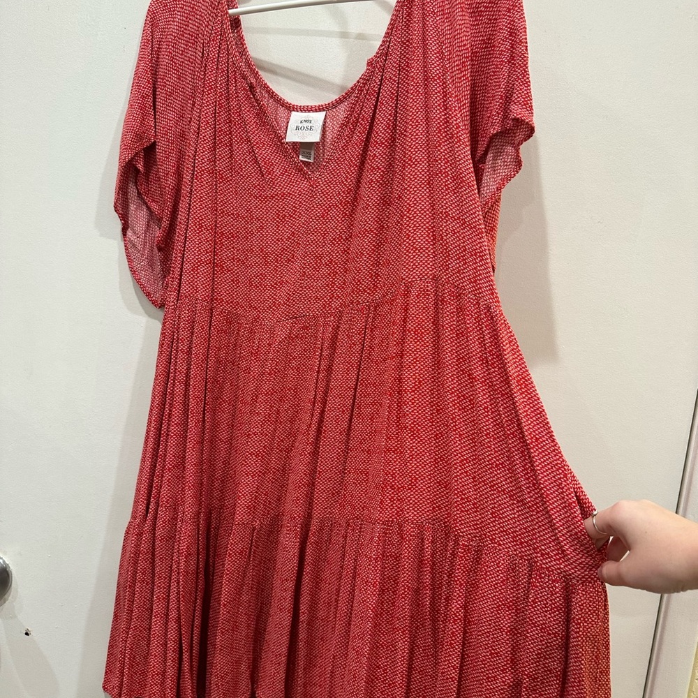 Knox Rose Red Patterned V-Neck Top - Picture 3 of 5